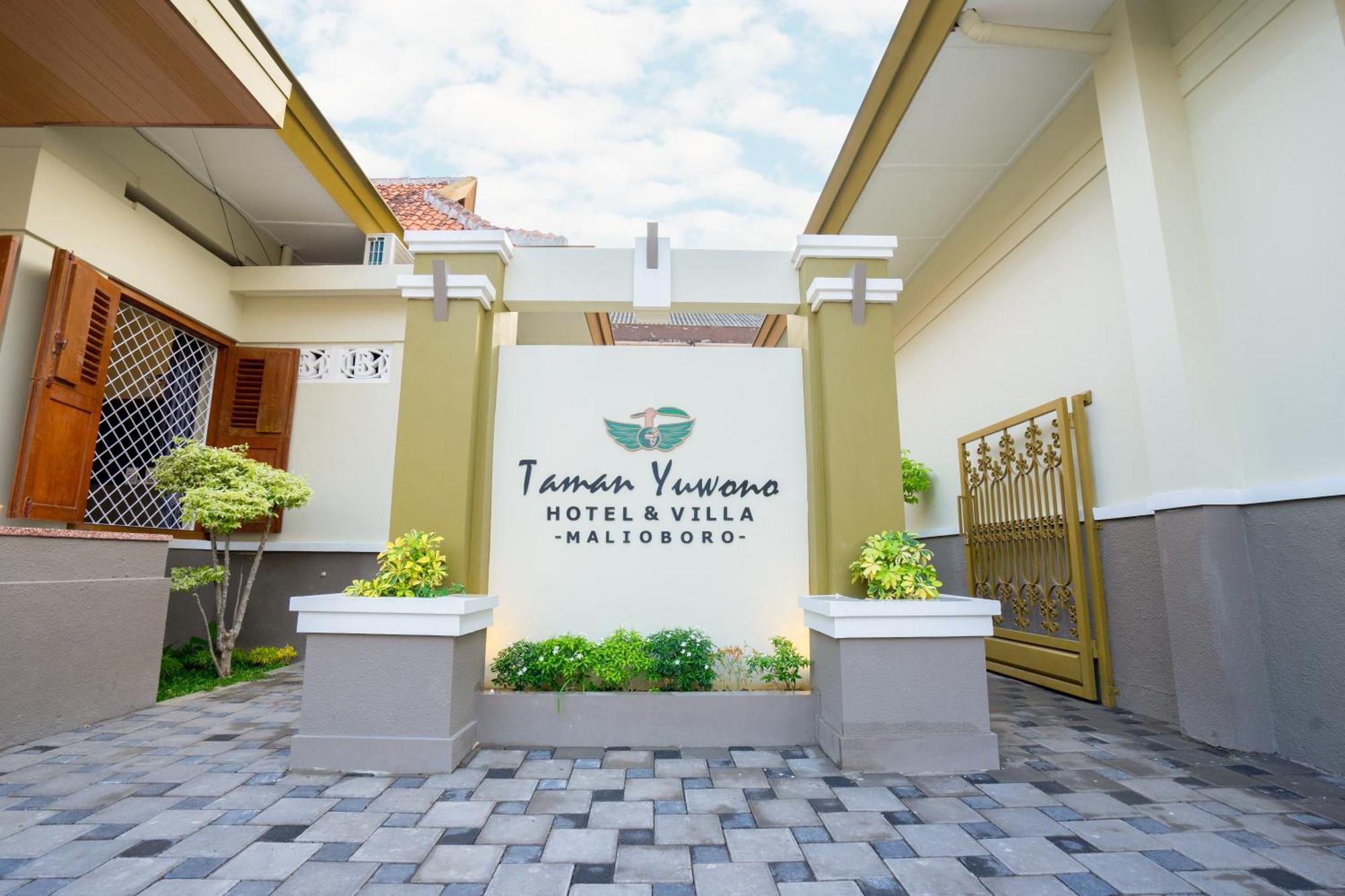Yuwono Hotel & Villa Malioboro Yogyakarta Exterior foto